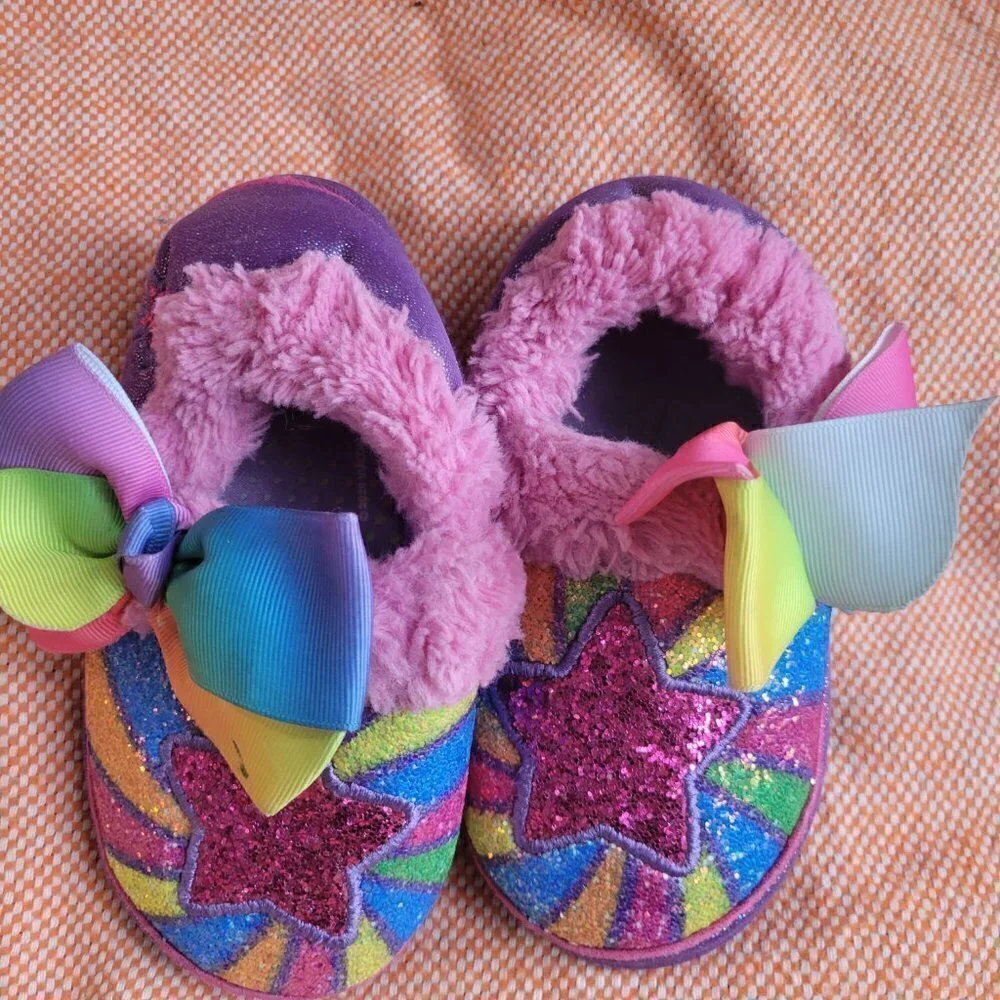 JoJ Siwa Closed Back Rainbow Glitter Star Slippers Size 9-10